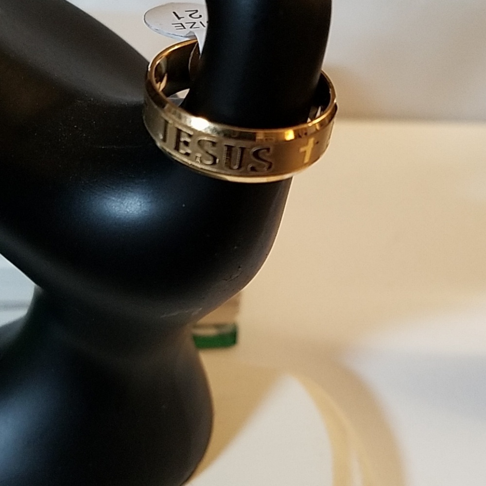 JESUS Ring Gold on Gold Tone Size 11